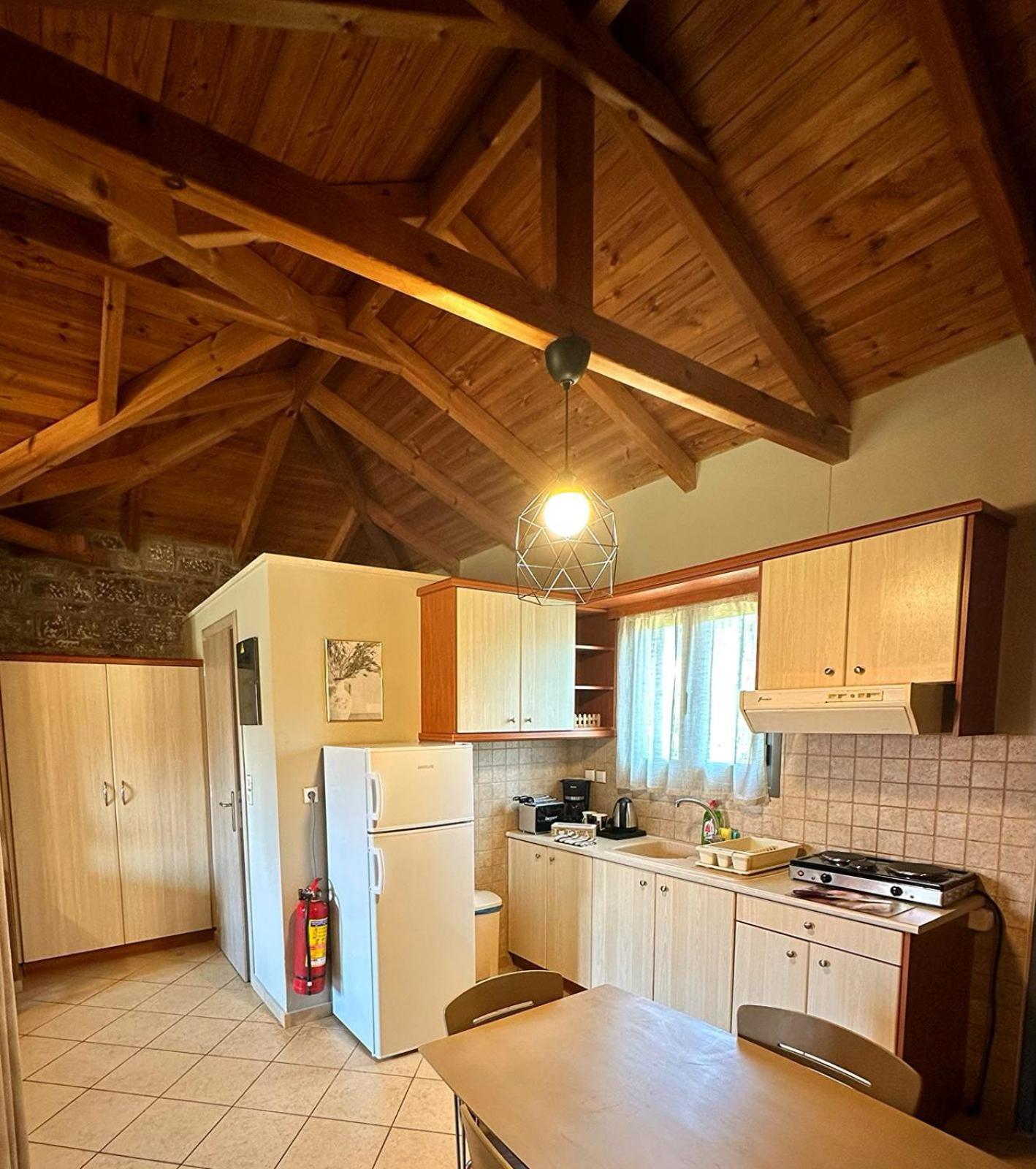Finikes Apartments Stoupa Luaran gambar