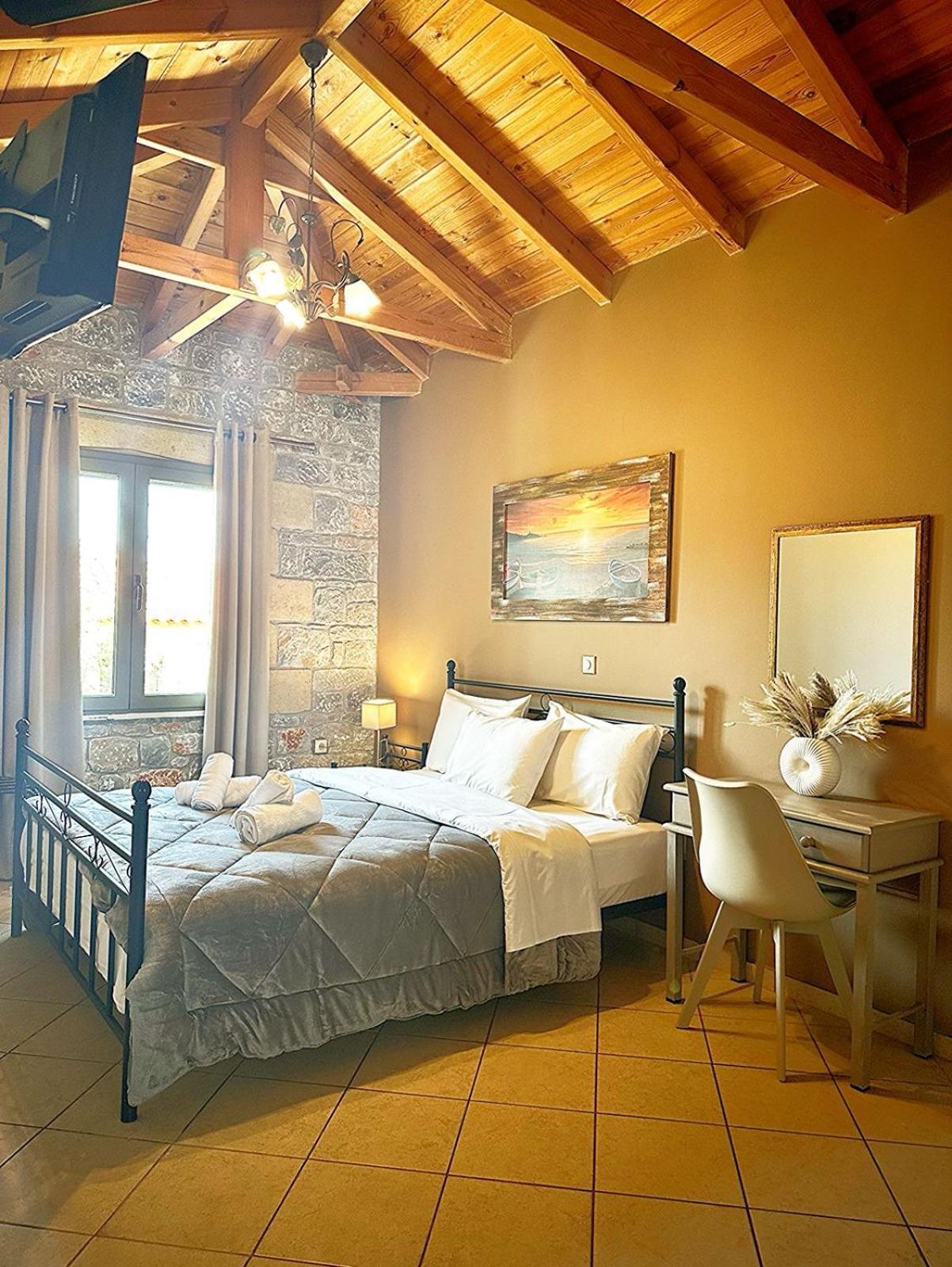 Finikes Apartments Stoupa Luaran gambar