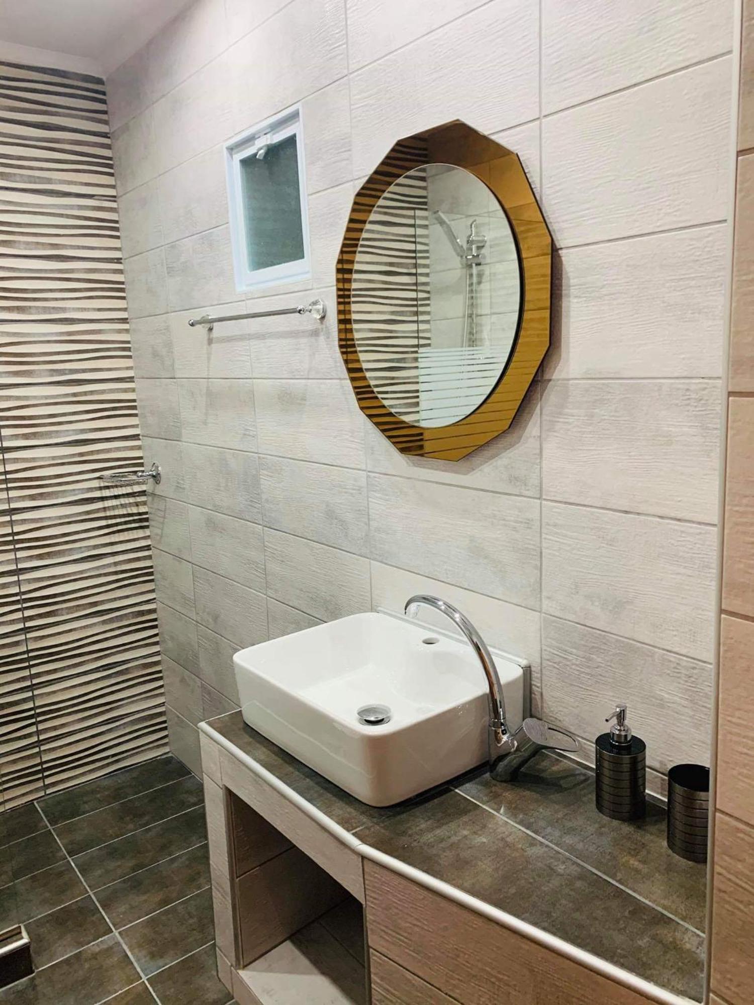 Finikes Apartments Stoupa Bilik gambar