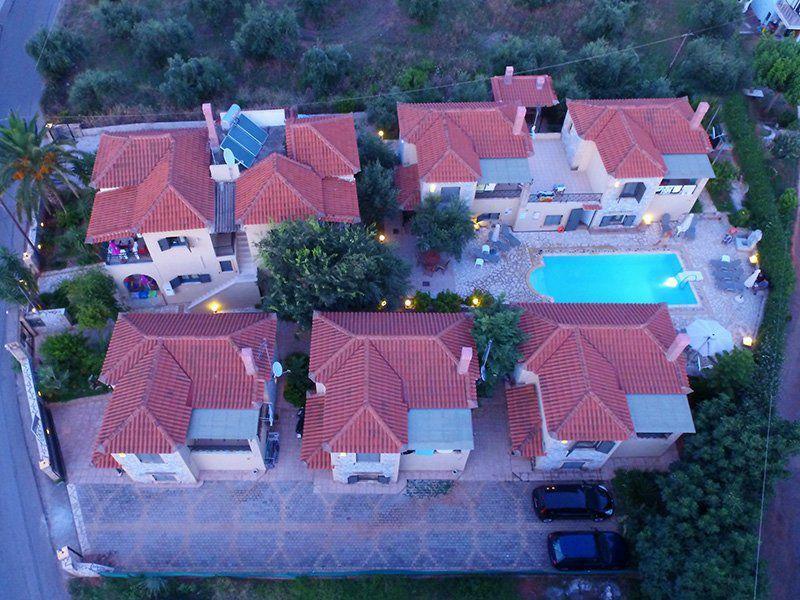 Finikes Apartments Stoupa Luaran gambar
